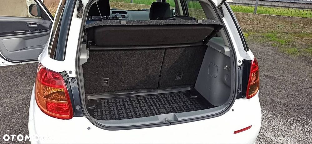 Suzuki SX4 - 7