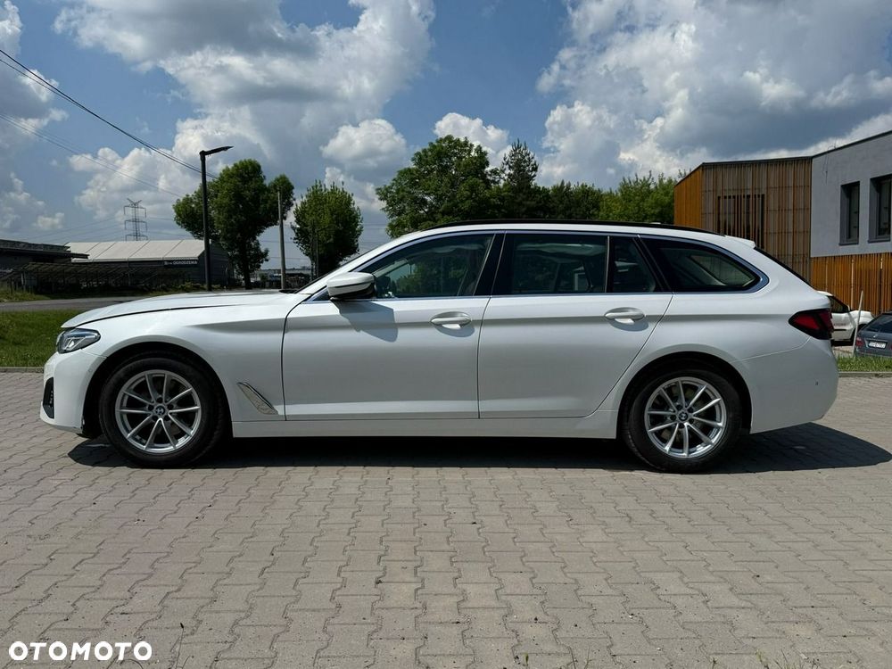 BMW Seria 5 520d Luxury Line sport - 2