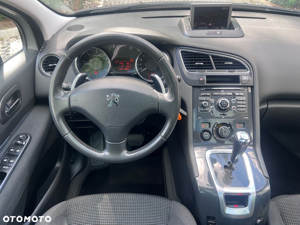 Peugeot 5008 HDI FAP 110 EGS6 Business-Line - 23