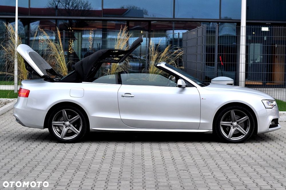 Audi A5 Cabrio - 12