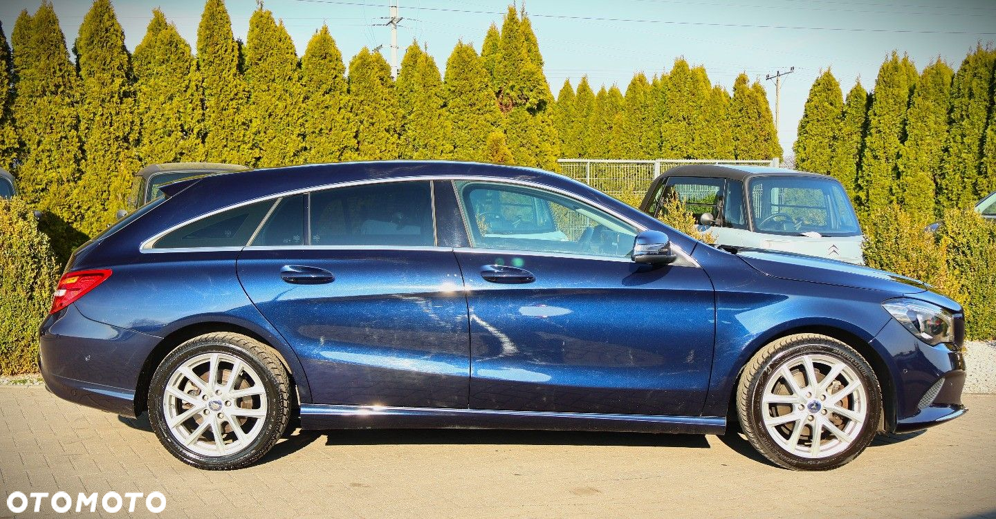 Mercedes-Benz CLA - 4
