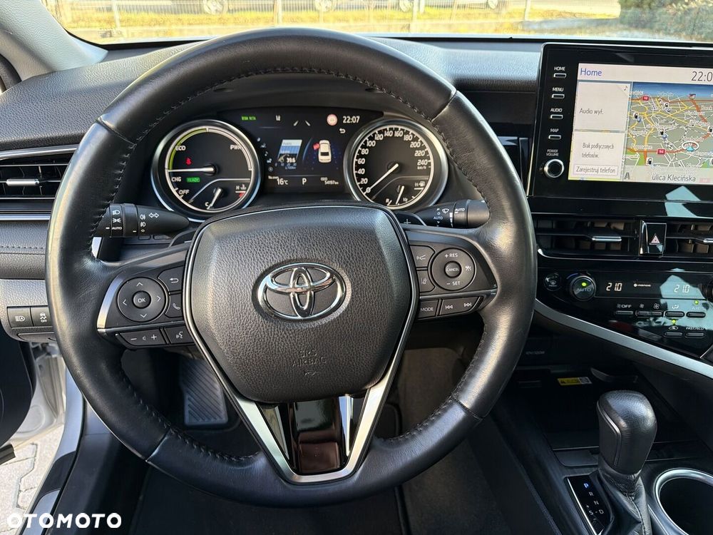 Toyota Camry 2.5 Hybrid Executive CVT - 16