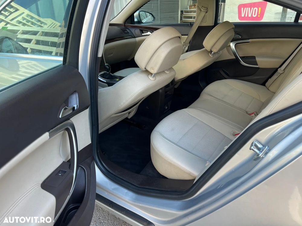 Opel Insignia 2.0 CDTI Sport - 16