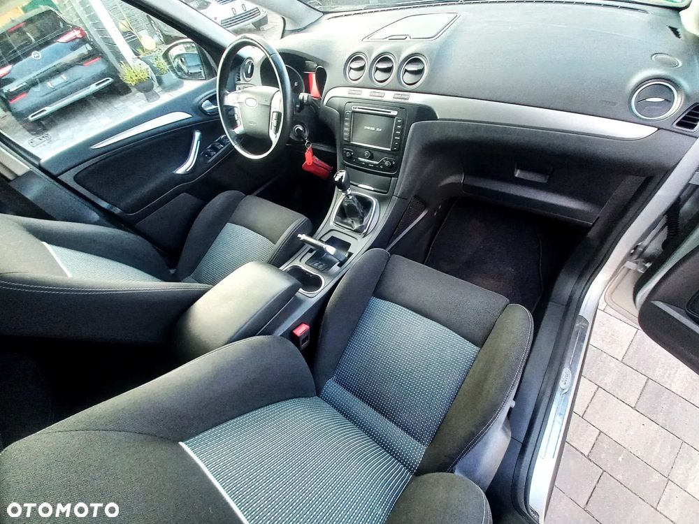 Ford S-Max 2.0 TDCi DPF Titanium X - 17