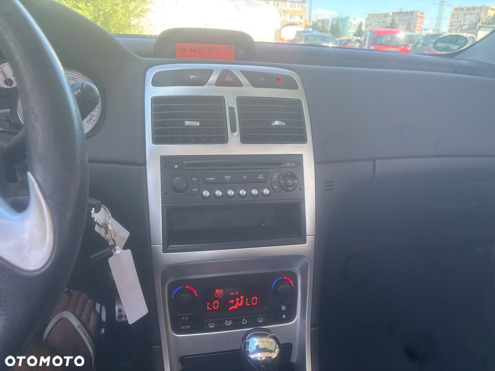 Peugeot 307 CC 140 Automatik Tendance - 2
