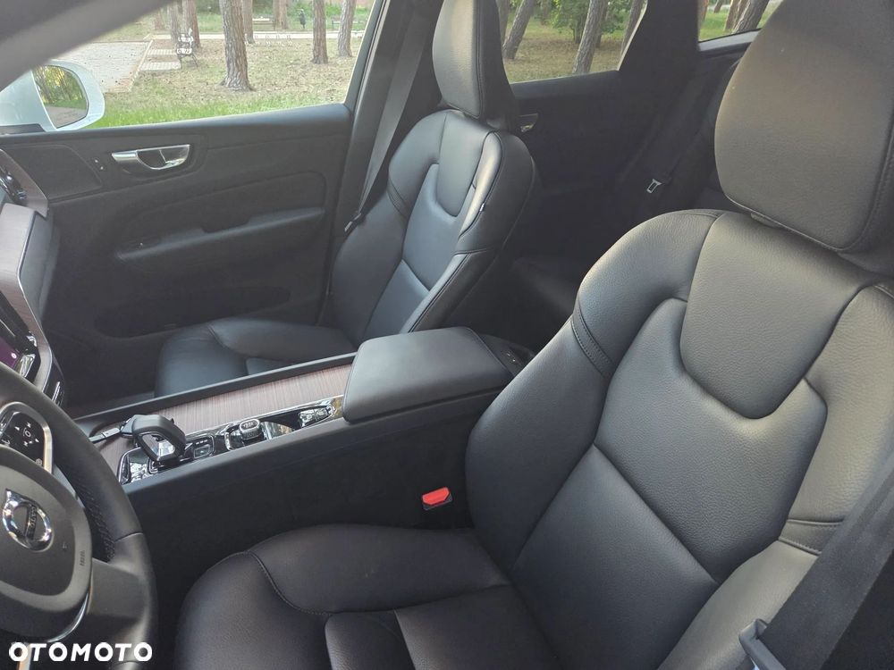 Volvo XC 60 B6 B AWD Inscription - 20