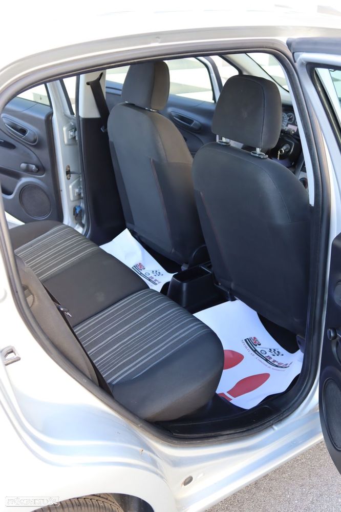 Fiat Grande Punto 1.3 M-Jet Free J15 - 26