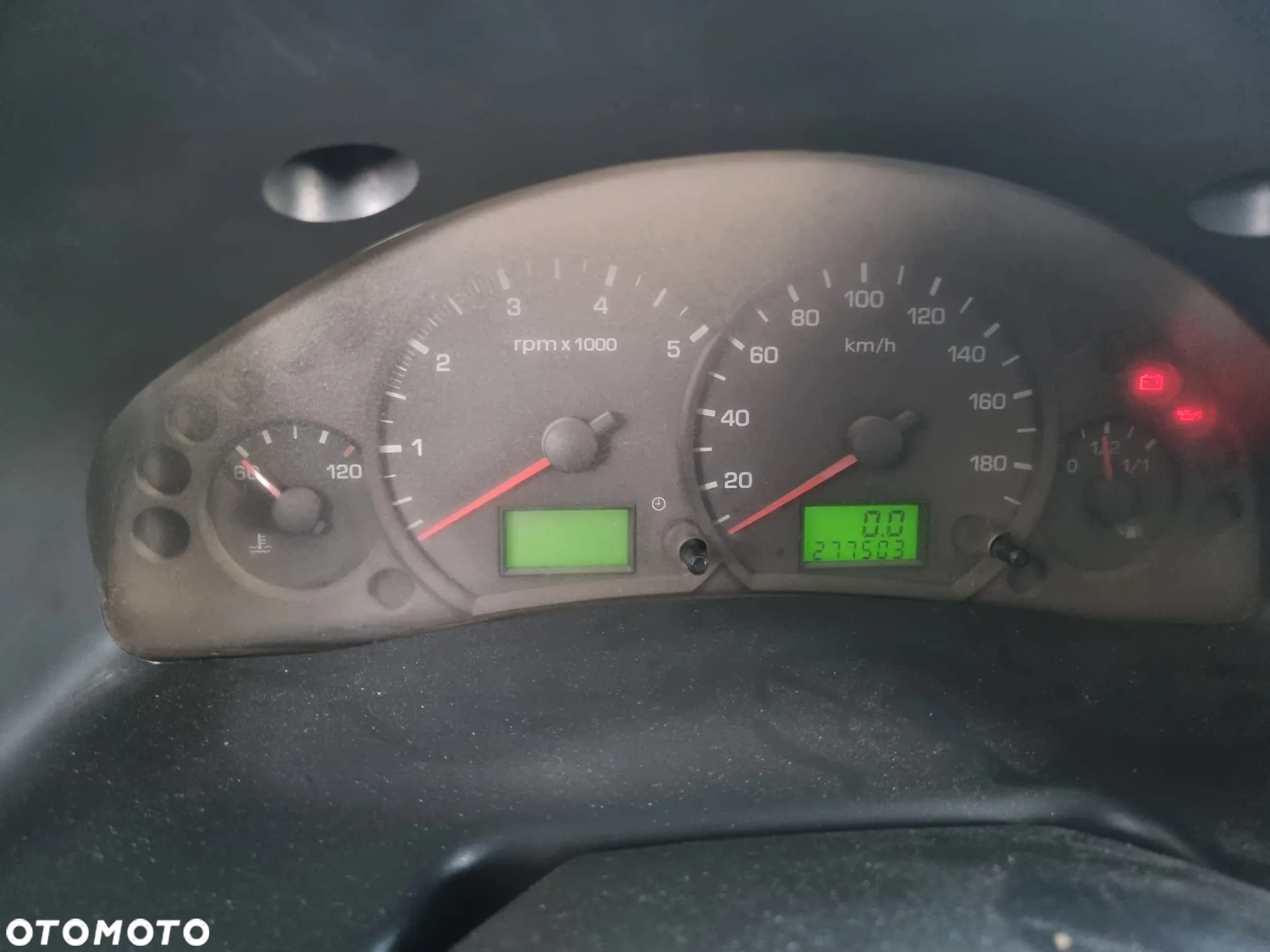 Ford TRANSIT 2,4 TD - 125KM - pancerny! - 29