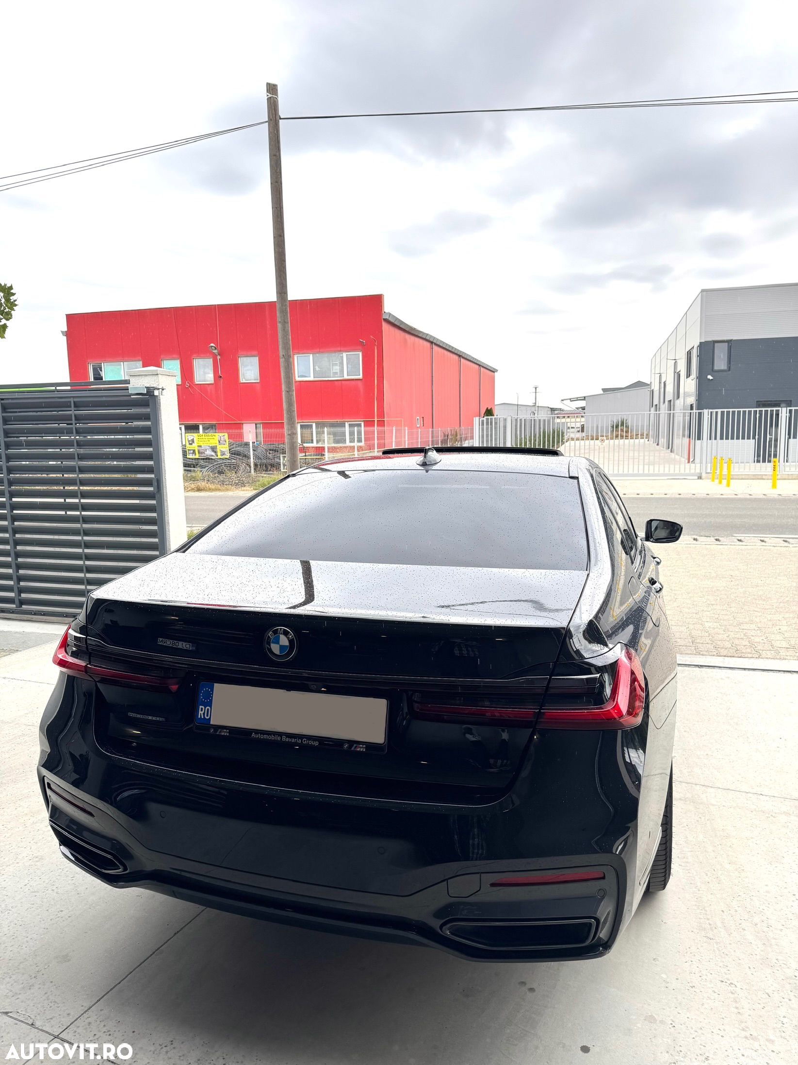BMW Seria 7 740d xDrive MHEV - 10