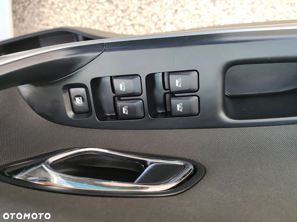Kia Ceed - 13