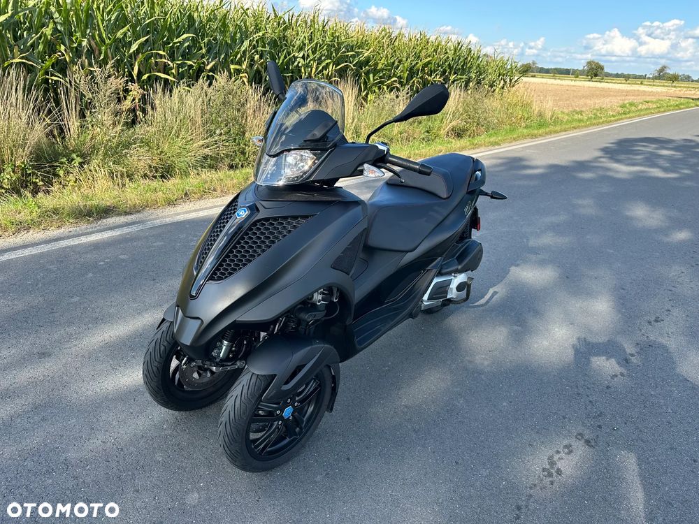 Piaggio MP-3 - 2