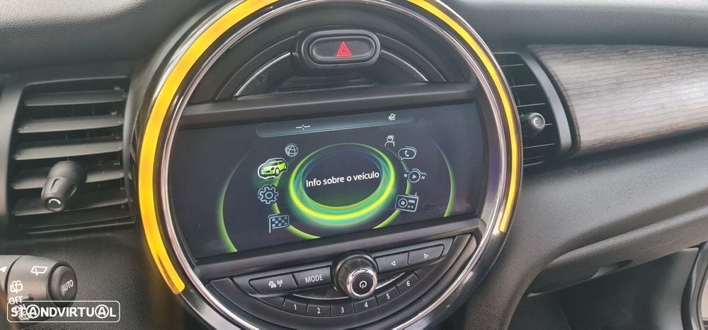 MINI 3 Portas Cooper D - 23