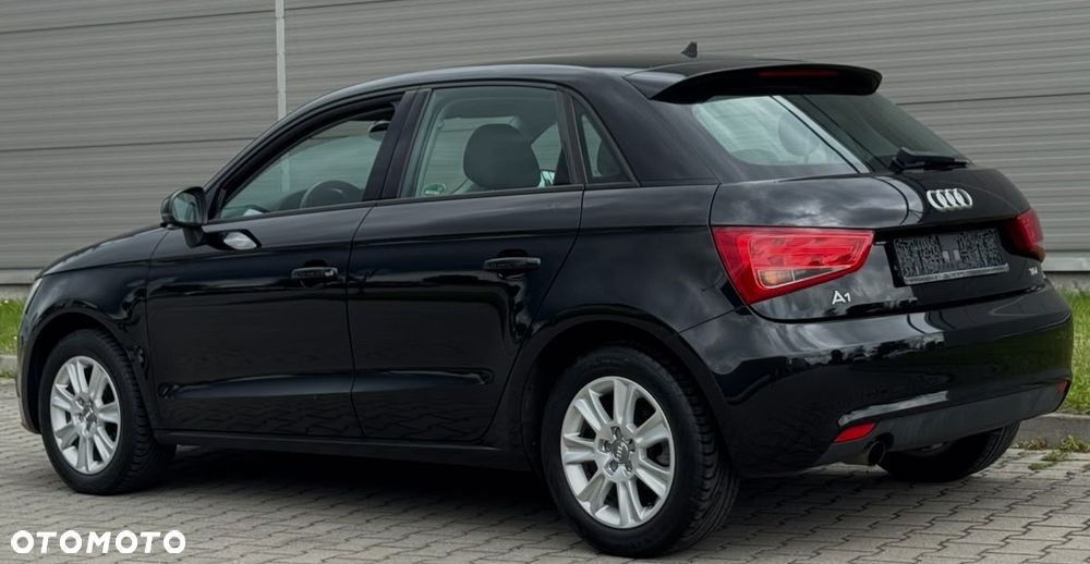 Audi A1 Sportback 1.6 TDI Attraction - 26