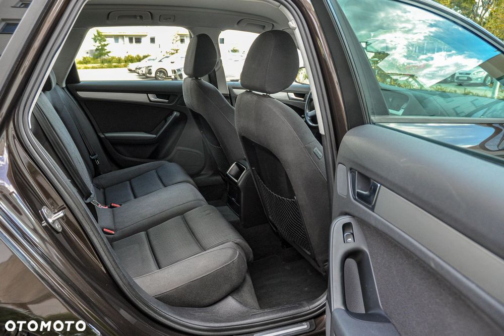 Audi A4 Avant - 13
