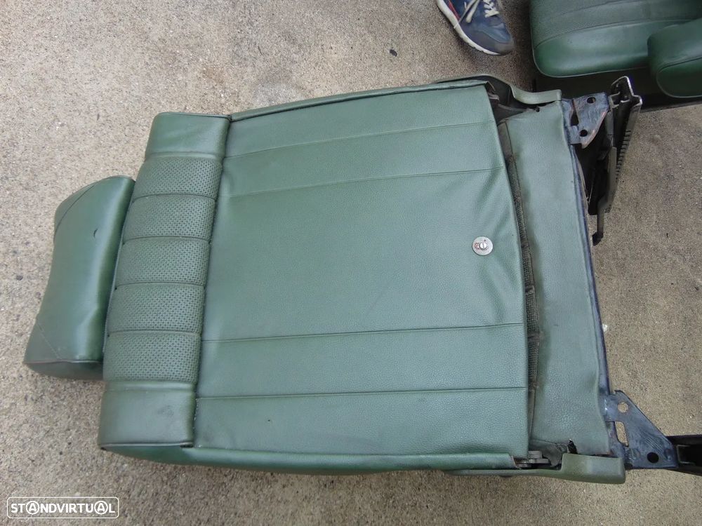 Mercedes W115 bancos - 11