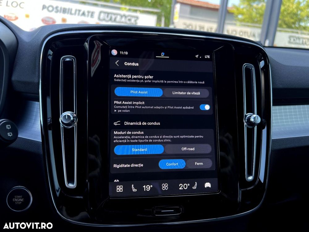 Volvo XC 40 B3 AT FWD MHEV Core - 22