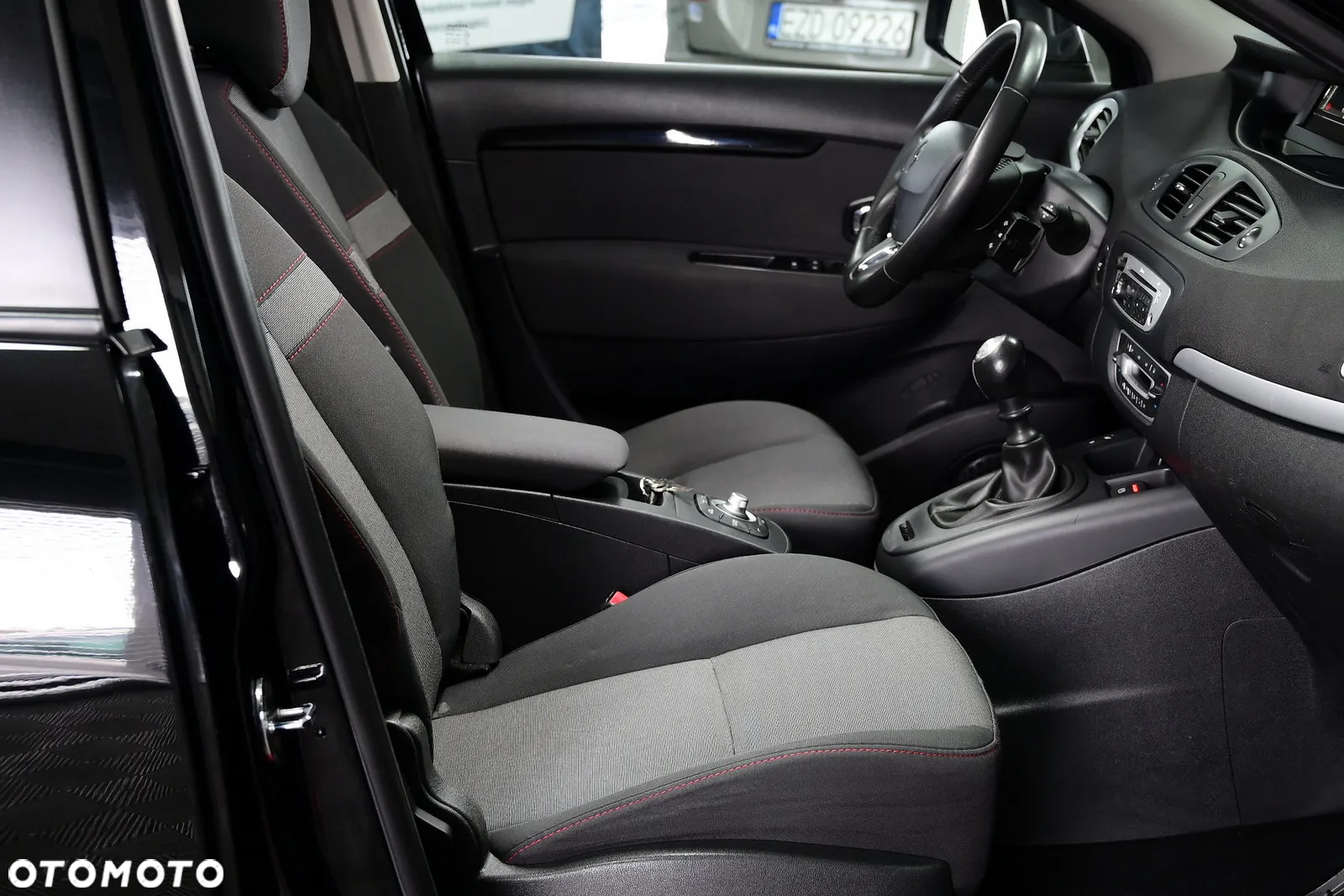 Renault Scenic - 22