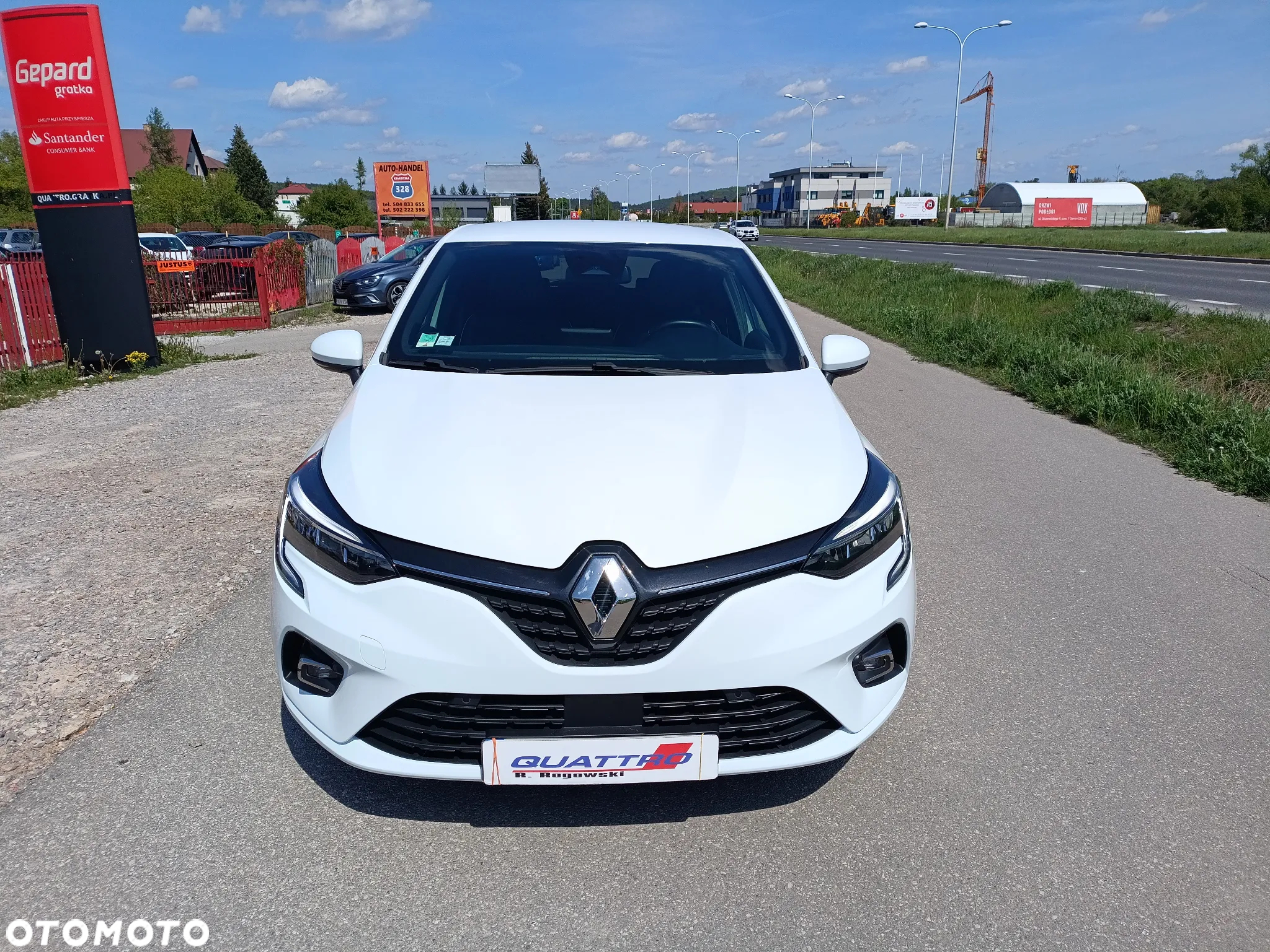 Renault Clio TCe 100 BUSINESS EDITION - 18