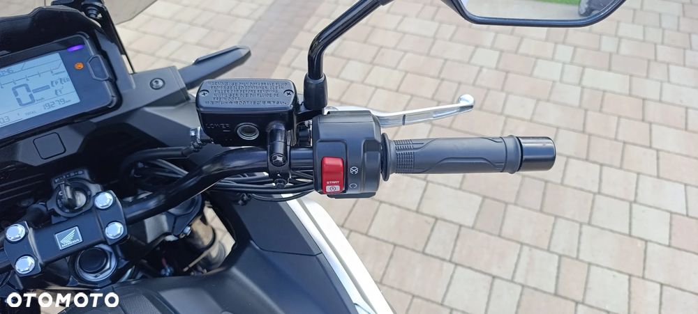 Honda NC - 12