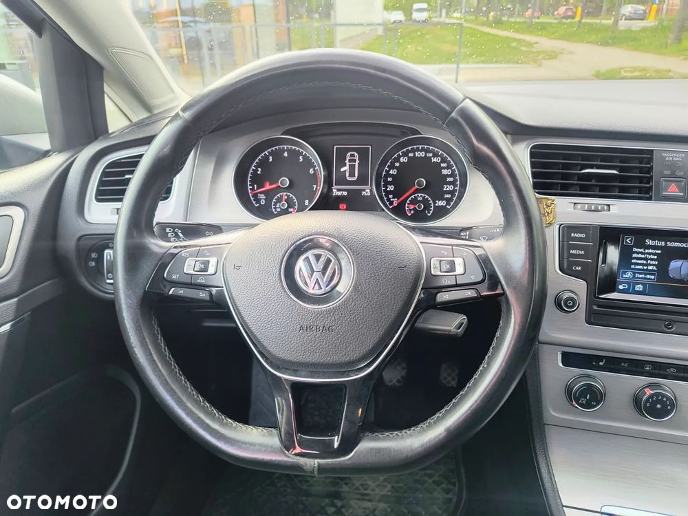 Volkswagen Golf 1.4 TSI BMT Comfortline - 26