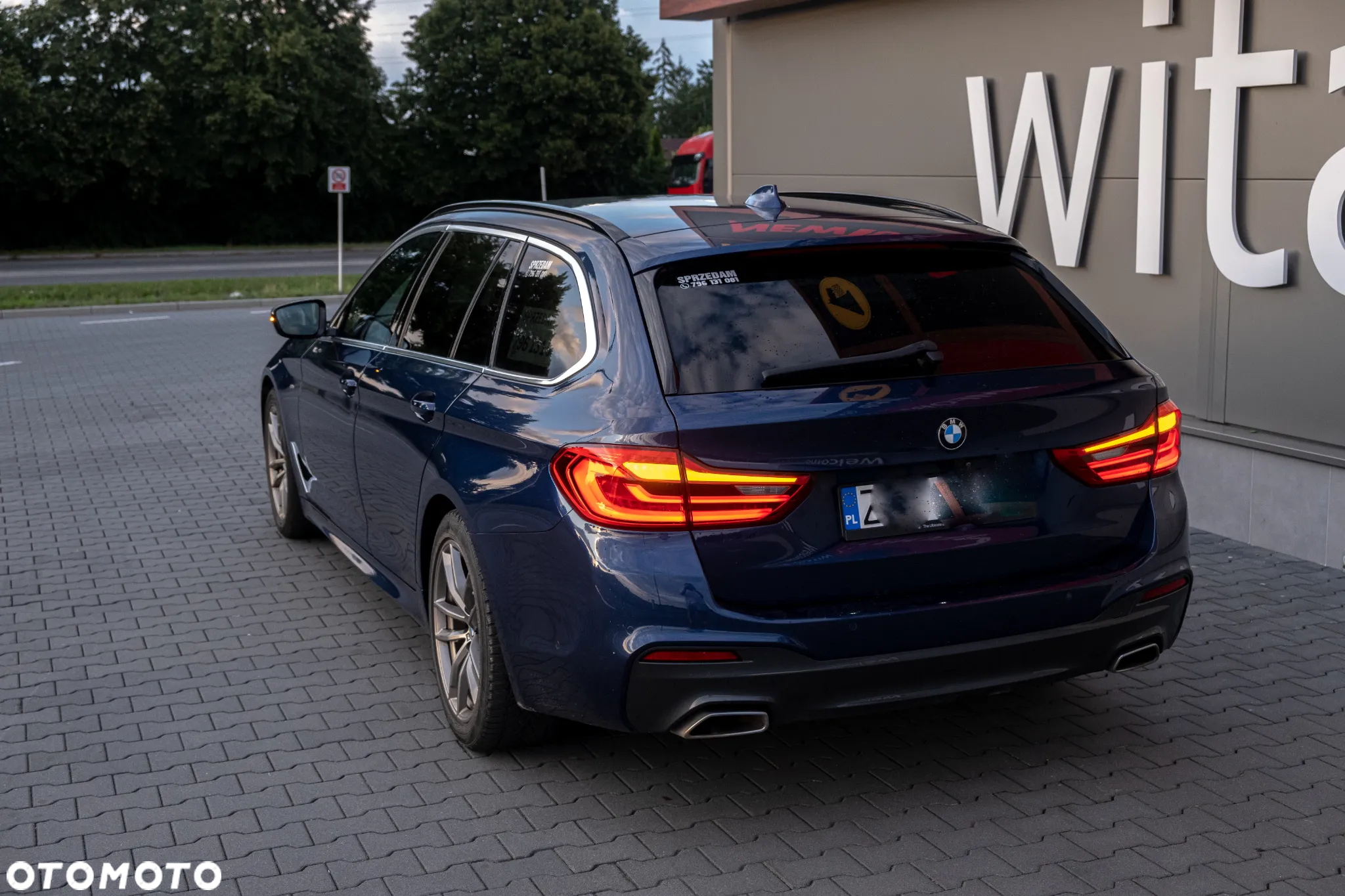 BMW Seria 5 520d M Sport - 6