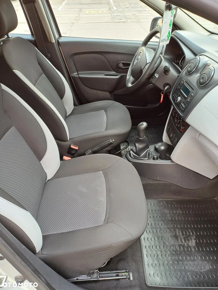 Dacia Sandero 1.2 16V Ambiance - 12