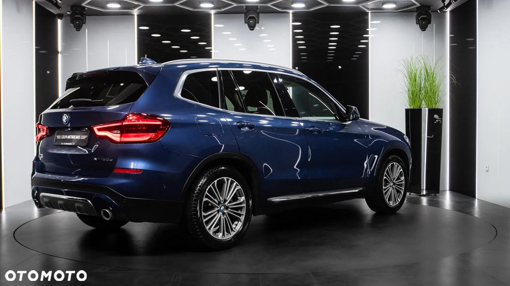 BMW X3 xDrive30e Luxury Line - 9