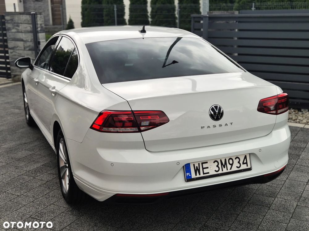 Volkswagen Passat 2.0 TSI Business DSG - 9