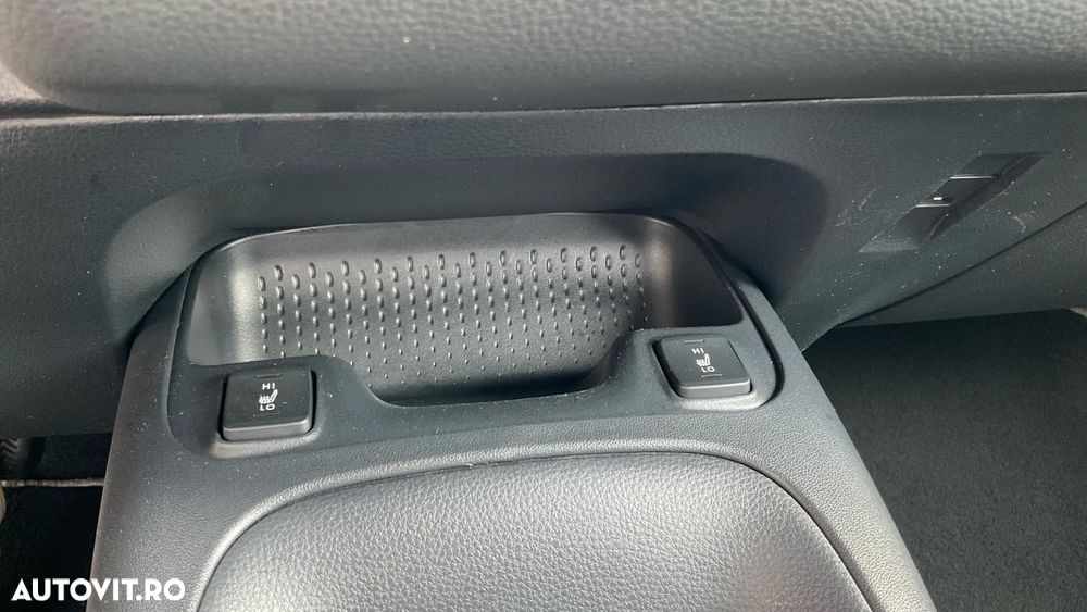 Toyota Corolla 1.8 HSD Dynamic - 22