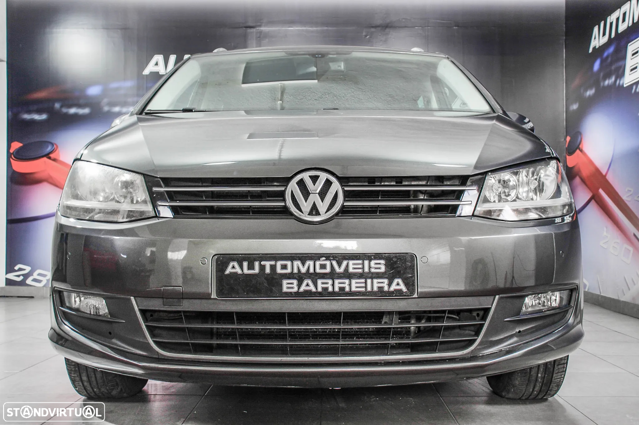 VW Sharan 2.0 TDI Confortline - 24