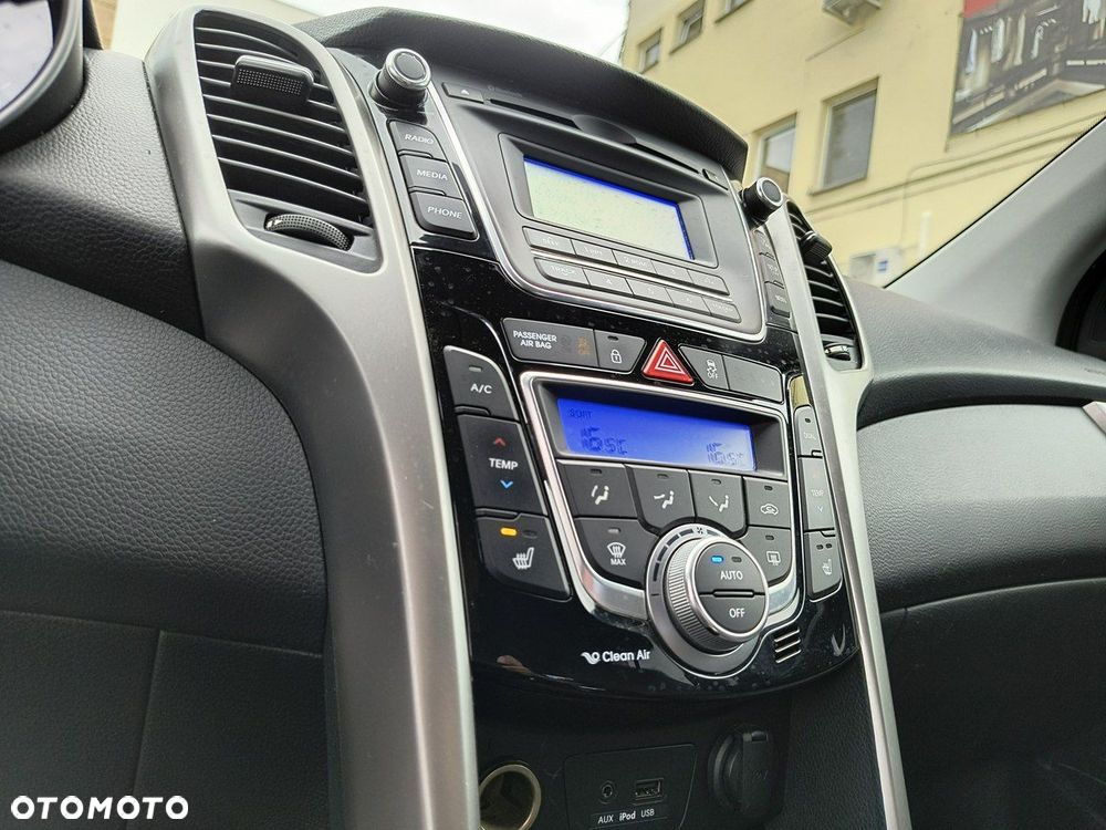 Hyundai i30 1.4 Premium - 26