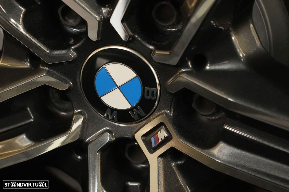 BMW 116 d Pack Desportivo M Auto - 12