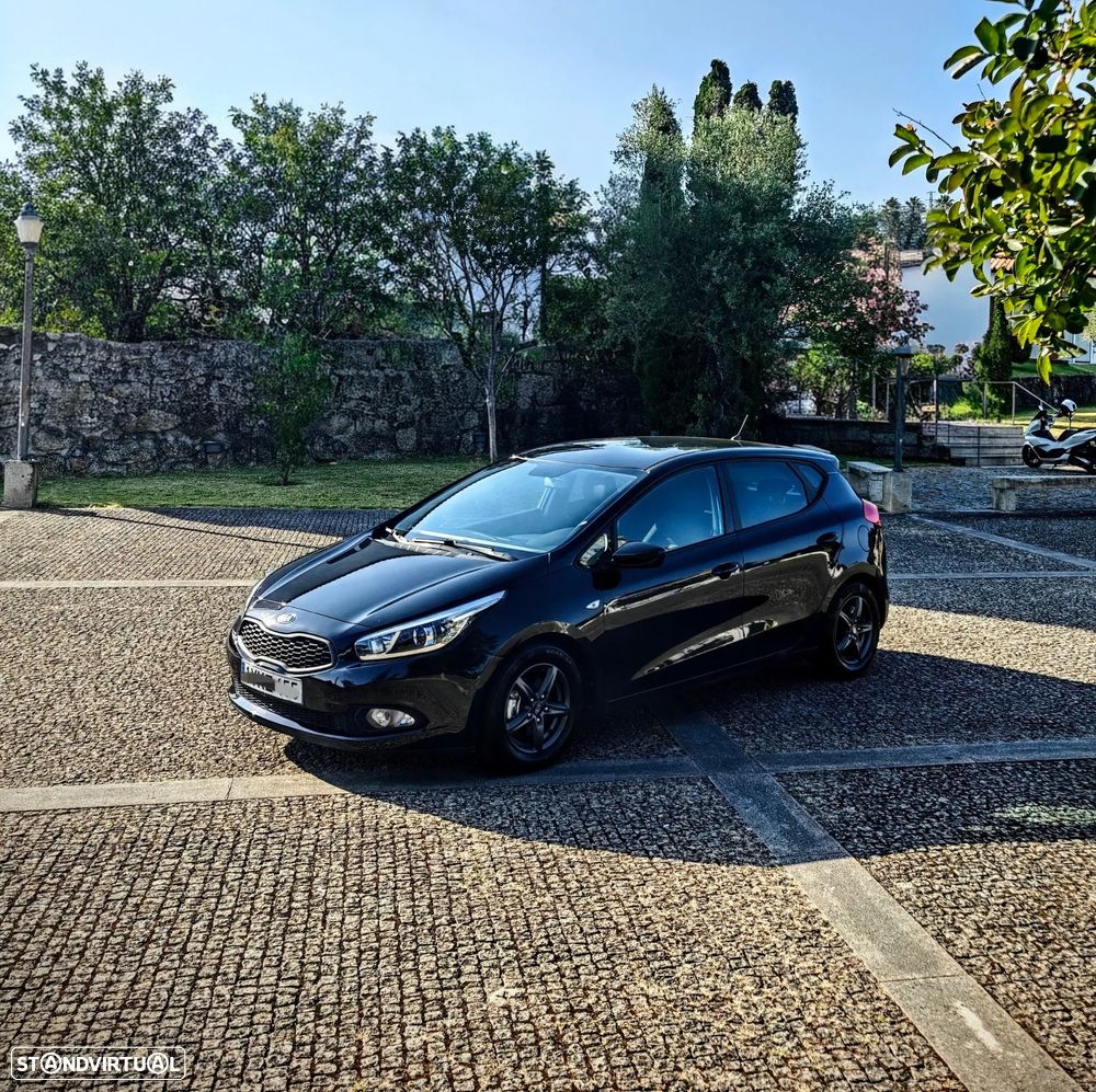 Kia Ceed 1.4 CRDi 90 Spirit - 24