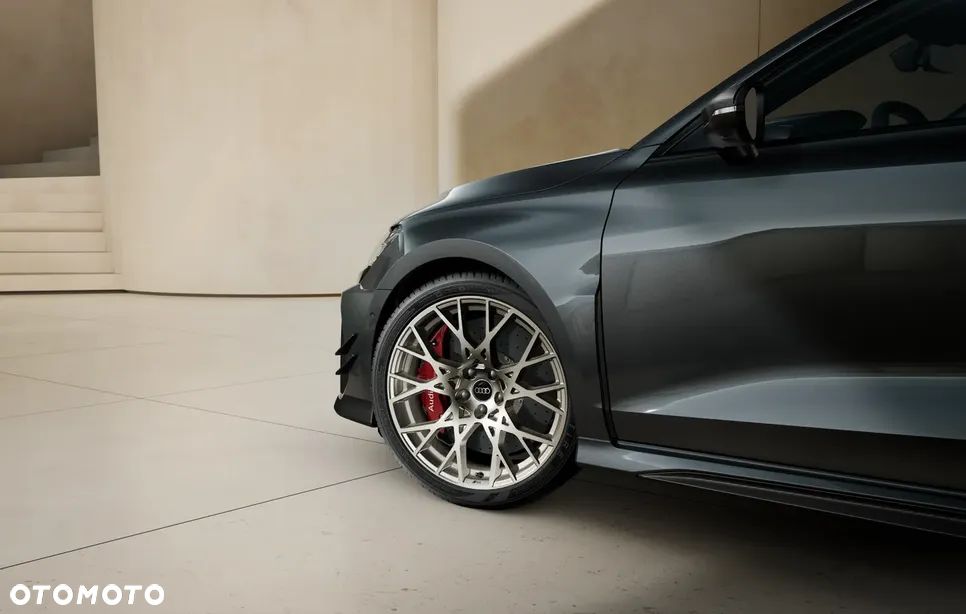 Audi RS3 Limousine - 7