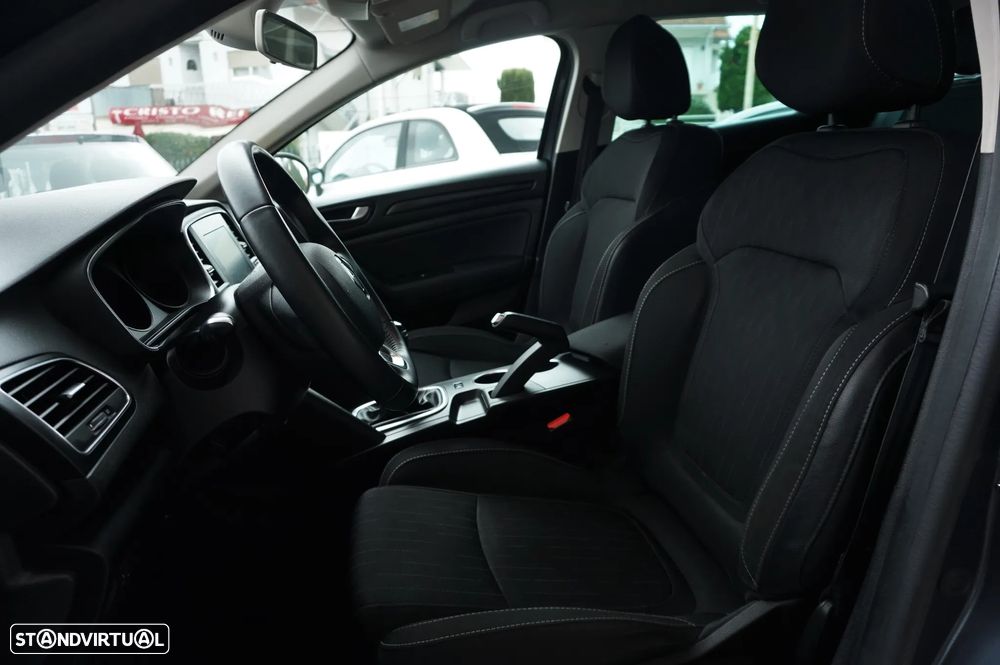 Renault Mégane Sport Tourer 1.5 Blue dCi Limited - 11