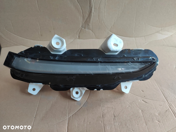 Peugeot 208 II Halogen LED DRL Prawy
