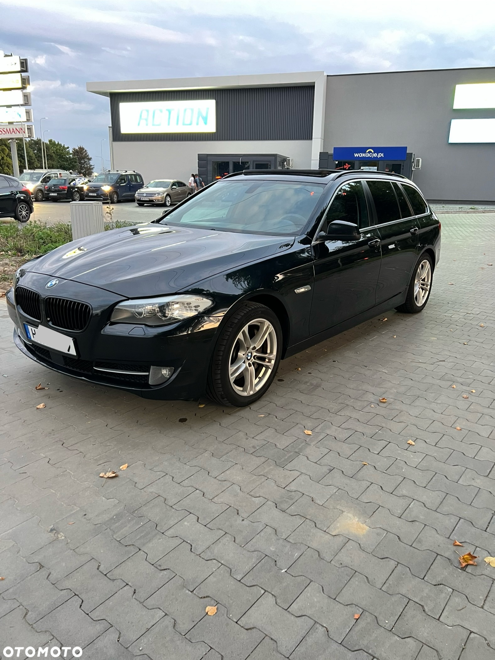 BMW Seria 5 530d xDrive Touring Luxury Line - 10