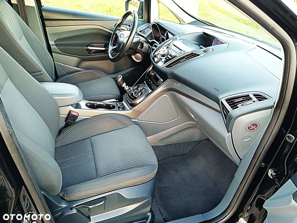 Ford C-MAX - 11