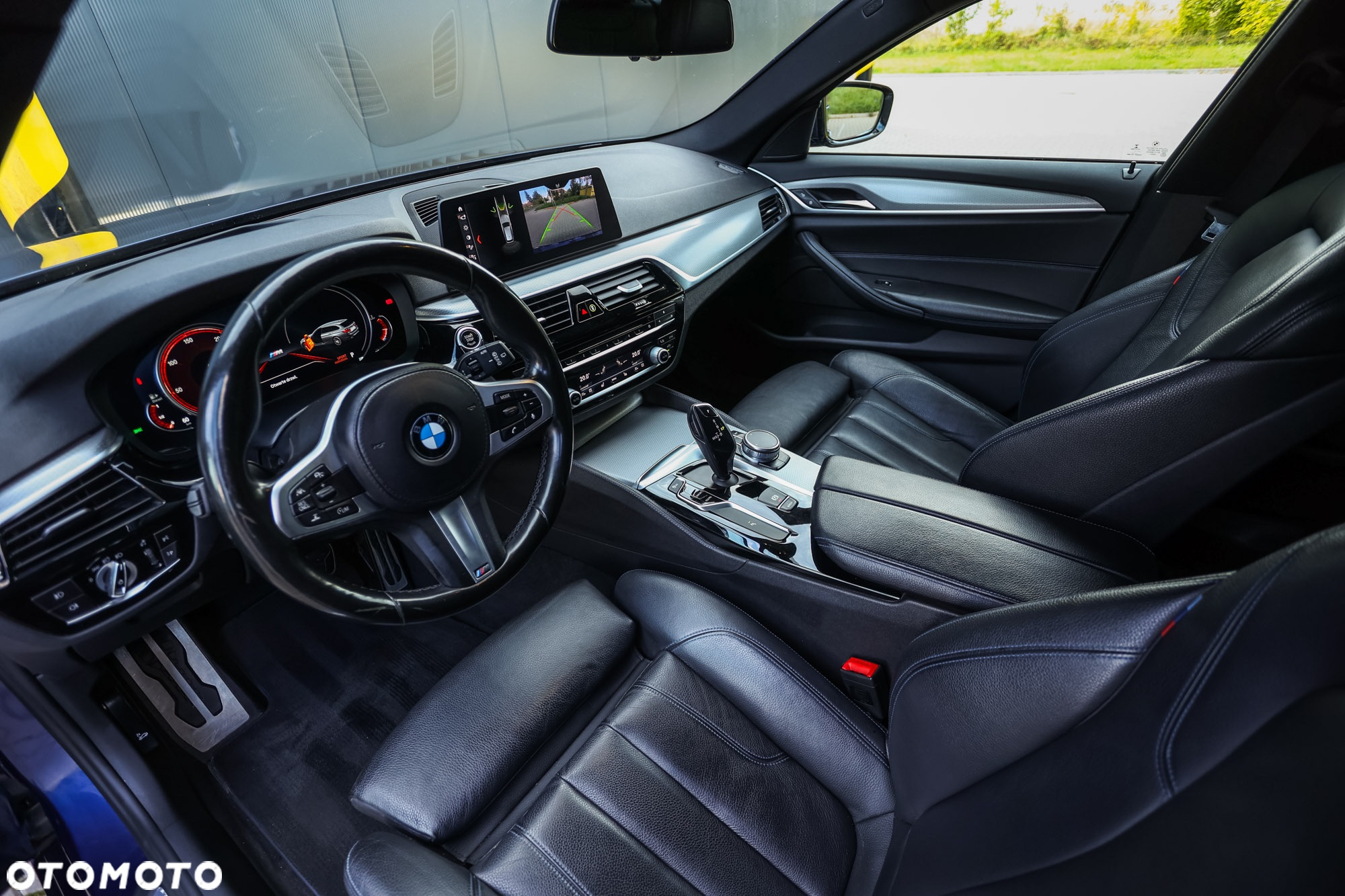 BMW Seria 5 520d xDrive Touring M Sport Edition - 20