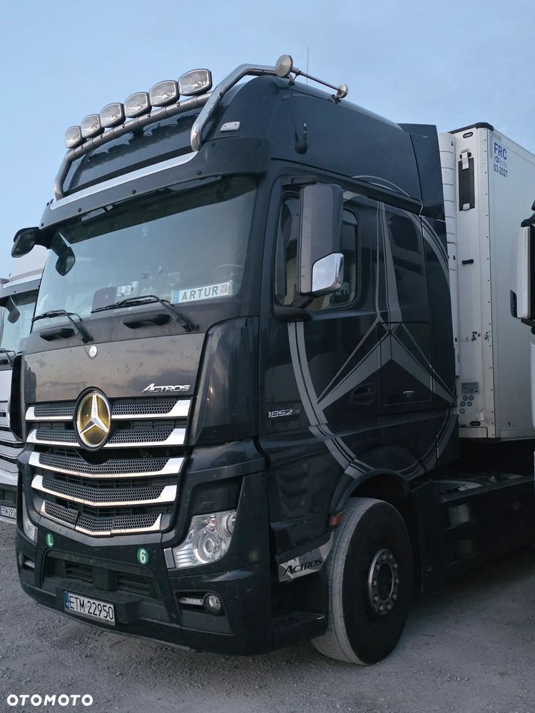 Mercedes-Benz Actros 1852 - 9