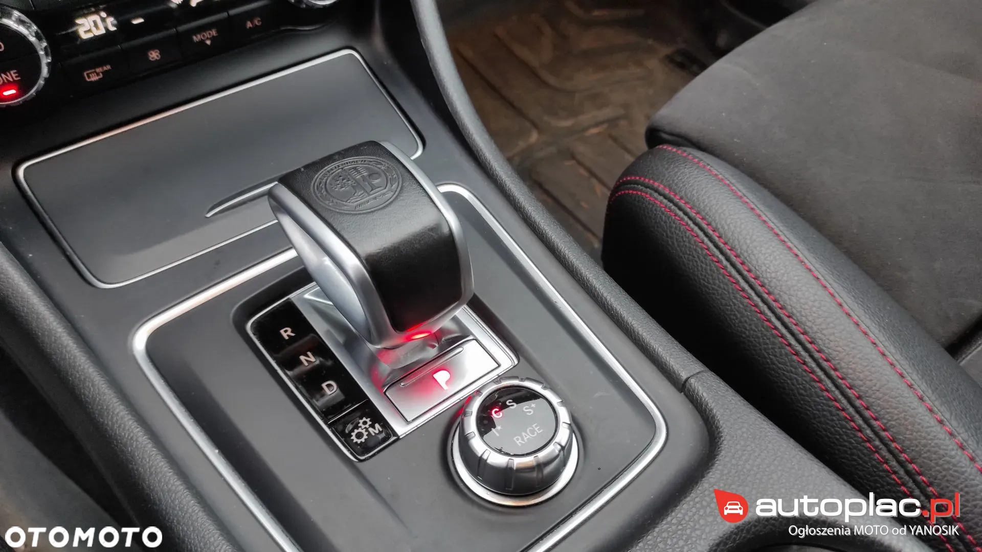 Mercedes-Benz GLA AMG 45 4-Matic - 13