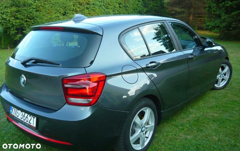 BMW Seria 1 120d Sport Line - 5