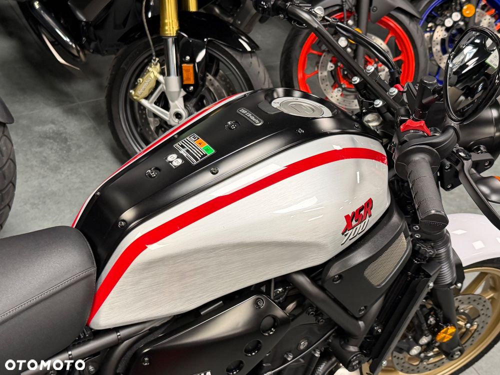 Yamaha XSR - 14