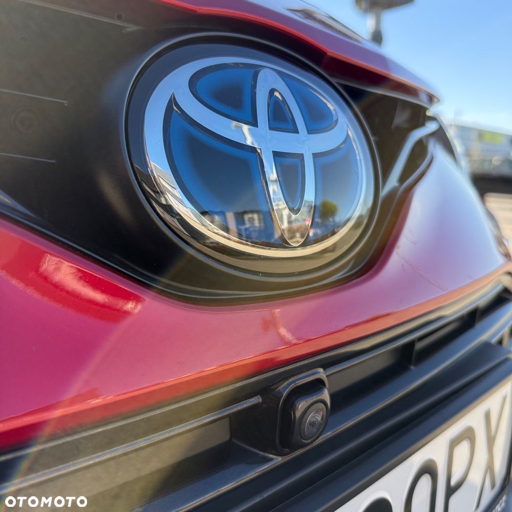 Toyota Camry 2.5 Hybrid Executive CVT - 23