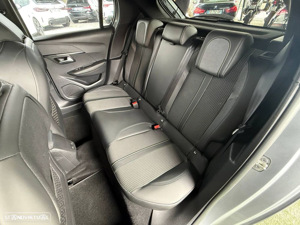 Peugeot e-208 - 6