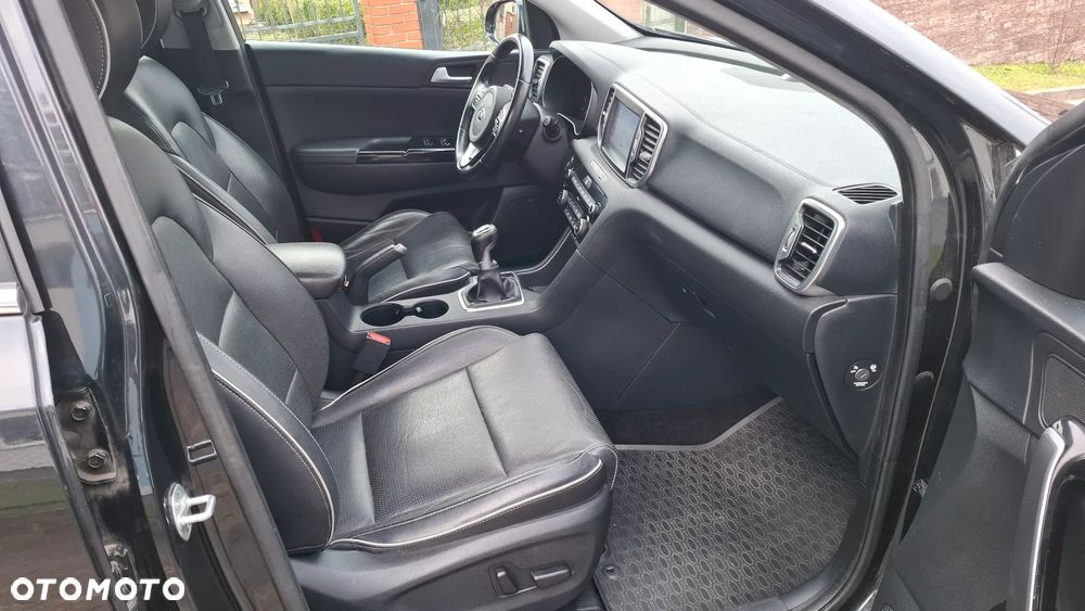 Kia Sportage 1.7 CRDI Business Line L 2WD - 11