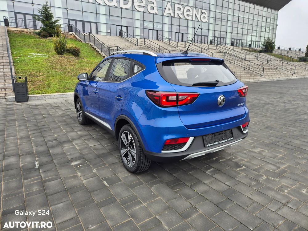 MG ZS EV Luxury - 28