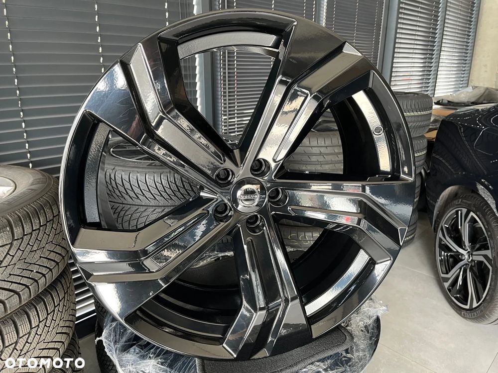 FELGA ALUMINIOWA VOLVO 22' - 1