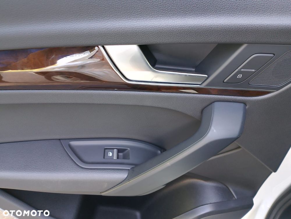 Audi Q5 2.0 TFSI Quattro S tronic design - 12
