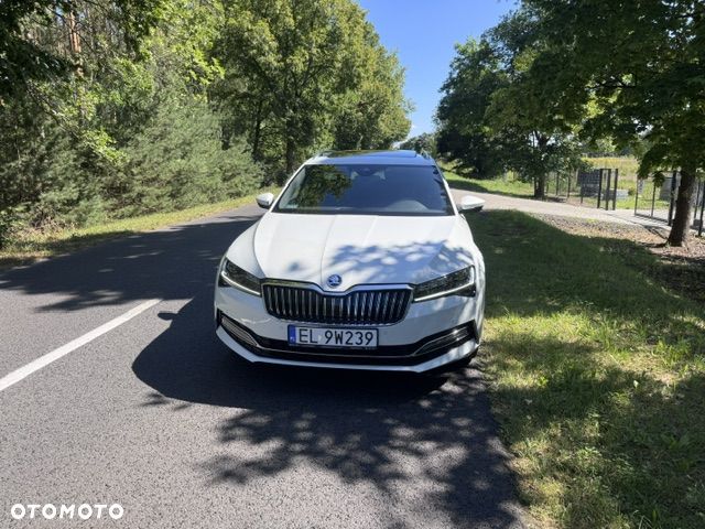 Skoda Superb 2.0 TSI 4x4 L&K DSG - 2